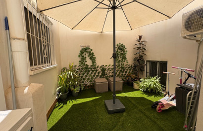 Reventa - Apartamento / Piso - Torrevieja - Centro
