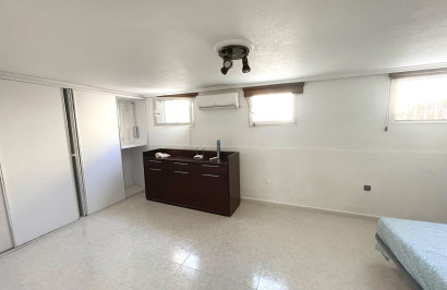 Reventa - Villa independiente - Ciudad Quesada - Central Quesada