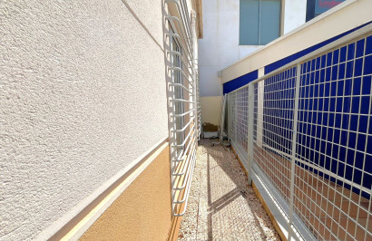 Reventa - Unidad Comercial - Orihuela Costa - Playa Flamenca