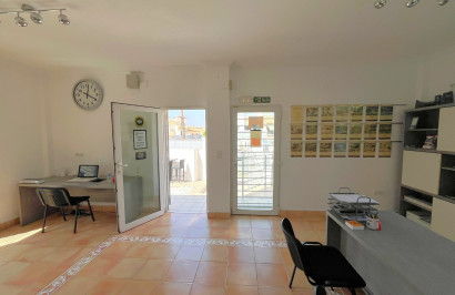 Reventa - Unidad Comercial - Orihuela Costa - Playa Flamenca