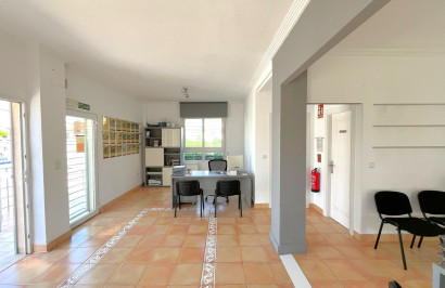 Reventa - Unidad Comercial - Orihuela Costa - Playa Flamenca