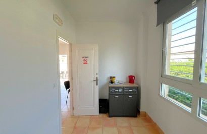 Reventa - Unidad Comercial - Orihuela Costa - Playa Flamenca