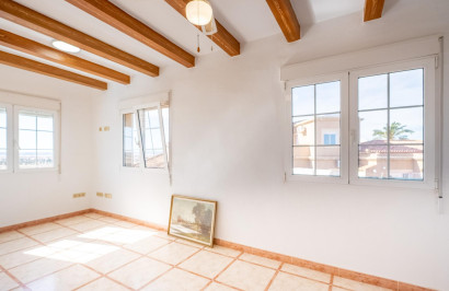 Reventa - Villa independiente - Torrevieja - El chaparral