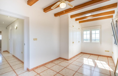 Reventa - Villa independiente - Torrevieja - El chaparral