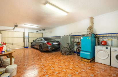 Reventa - Villa independiente - Torrevieja - El chaparral