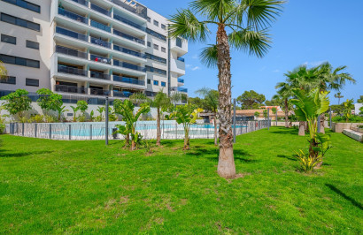 Resale - Apartment / Flat - Dehesa de Campoamor