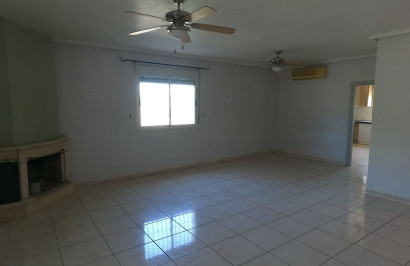 Resale - Detached Villa - Dolores