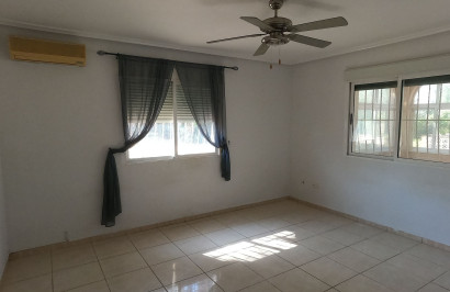 Resale - Detached Villa - Dolores