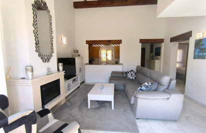 Resale - Apartment / Flat - Algorfa