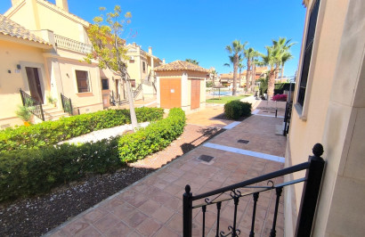 Resale - Apartment / Flat - Algorfa