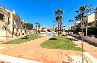 Resale - Apartment / Flat - Algorfa