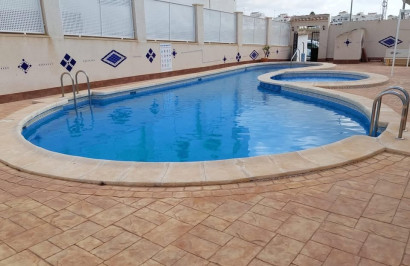 Resale - Apartment / Flat - Orihuela - Entre Naranjos