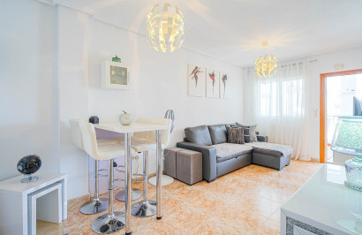 Resale - Apartment / Flat - Punta Prima - La Ciñuelica
