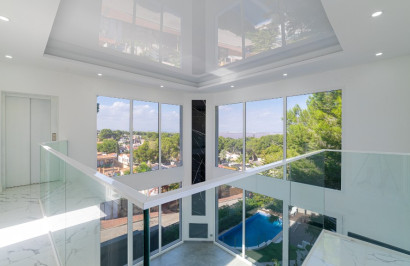 Herverkoop - Vrijstaande villa - Los Balcones