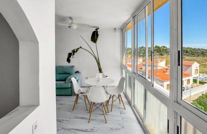 Resale - Apartment / Flat - Orihuela Costa - Punta Prima