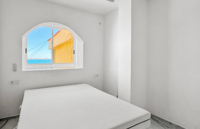 Resale - Apartment / Flat - Orihuela Costa - Punta Prima