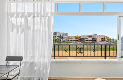 Resale - Apartment / Flat - Orihuela Costa - La Florida