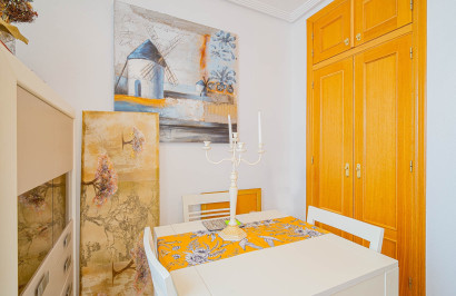 Herverkoop - Stadshuis - Torrevieja - Punta Prima