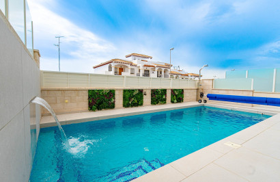 Reventa - Villa independiente - Punta Prima