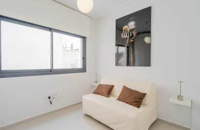 Reventa - Villa independiente - Punta Prima
