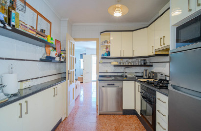 Resale - Detached Villa - Punta Prima