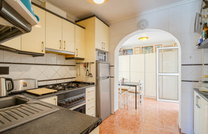 Resale - Detached Villa - Punta Prima