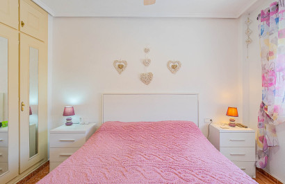 Resale - Detached Villa - Punta Prima