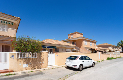 Resale - Detached Villa - Punta Prima
