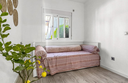 Resale - Apartment / Flat - Torrevieja - Los Balcones - Los Altos del Edén