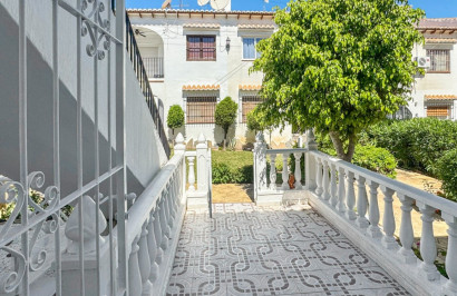 Resale - Apartment / Flat - Torrevieja - Los Balcones - Los Altos del Edén