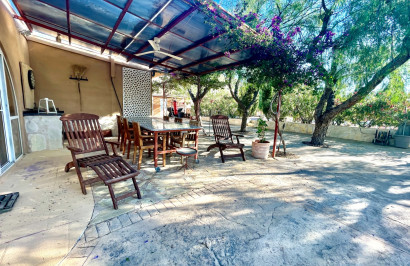 Resale - Finca / Country Property - Crevillente