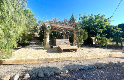 Resale - Finca / Country Property - Crevillente