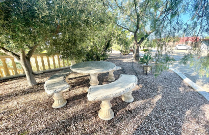 Resale - Finca / Country Property - Crevillente