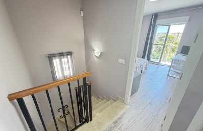 Resale - Detached Villa - Villamartín