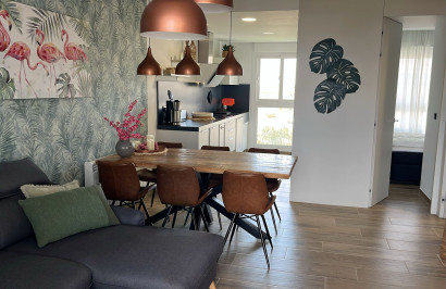 Resale - Apartment / Flat - Los Altos