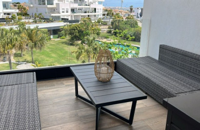 Resale - Apartment / Flat - Los Altos