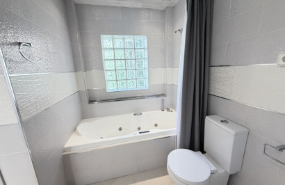 Resale - Detached Villa - Las Ramblas - Las Ramblas Golf