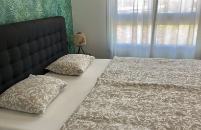 Resale - Apartment / Flat - Los Altos