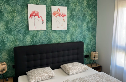 Resale - Apartment / Flat - Los Altos