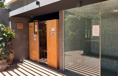 Resale - Apartment / Flat - Los Altos