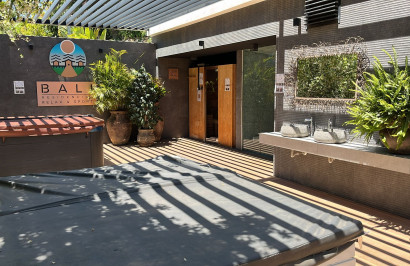 Resale - Apartment / Flat - Los Altos