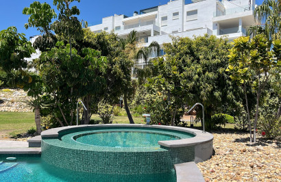 Resale - Apartment / Flat - Los Altos