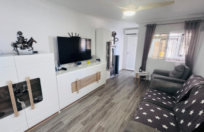 Resale - Apartment / Flat - Orihuela - Entre Naranjos