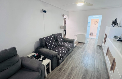 Resale - Apartment / Flat - Orihuela - Entre Naranjos