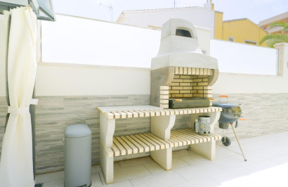 Resale - Town House - Torrevieja - Punta prima