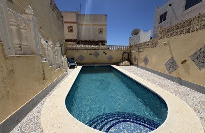 Revente - Maison de ville - San Miguel de Salinas