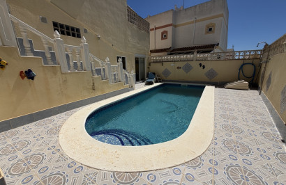 Revente - Maison de ville - San Miguel de Salinas