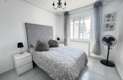 Resale - Detached Villa - Villamartín - Eagles Nest