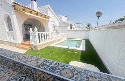 Resale - Detached Villa - Villamartín - Eagles Nest