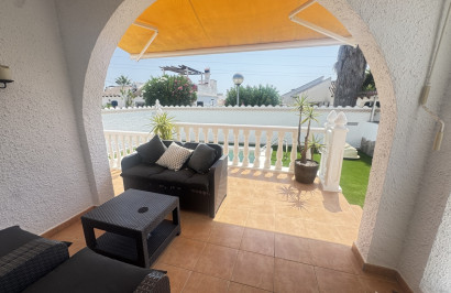 Resale - Detached Villa - Villamartín - Eagles Nest